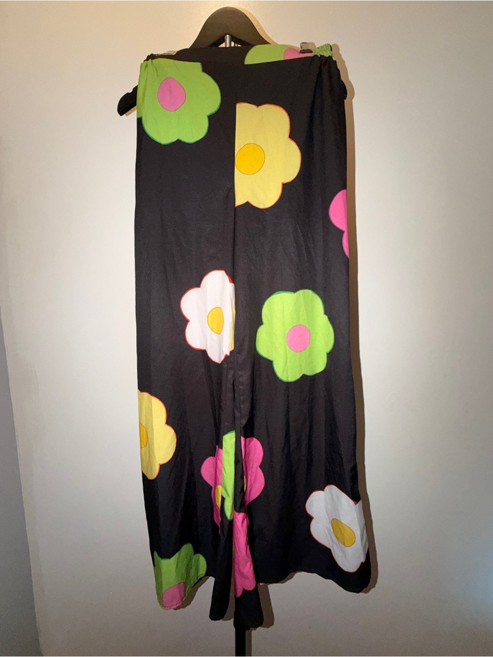 Colorful Floral Wide Leg Pull-On Pants